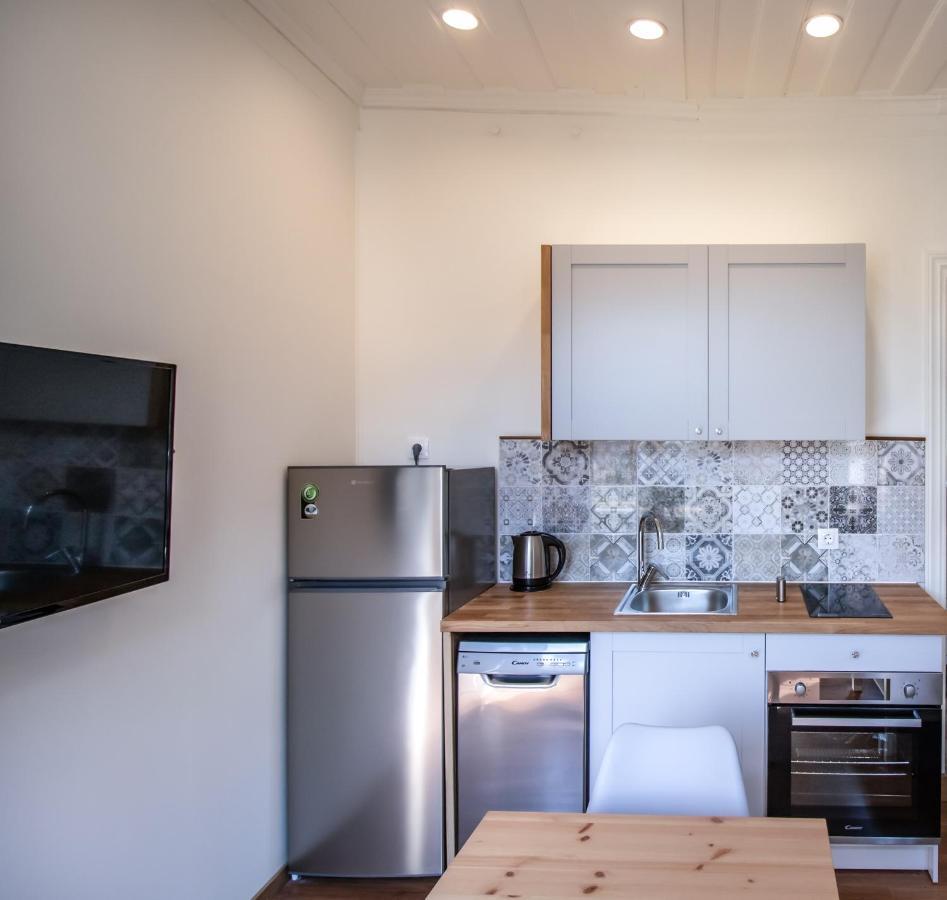 Levkosh Apartments At Lefkada'S Heart Exterior photo